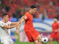 开云体育平台APP-印度尼西亚球队展现拼搏精神，逼平对手