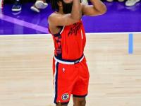 开云下载-快船逆转击败雷霆，乔治关键时刻砍下3分