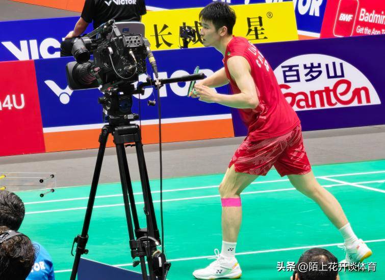 日本球队火力全开,轻松晋级 日本球队火力全开,轻松晋级