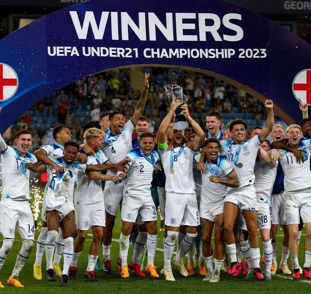 英格兰不敌捷克,欧洲杯资格形势危急的简单介绍 英格兰不敌捷克,欧洲杯资格形势危急的简单介绍