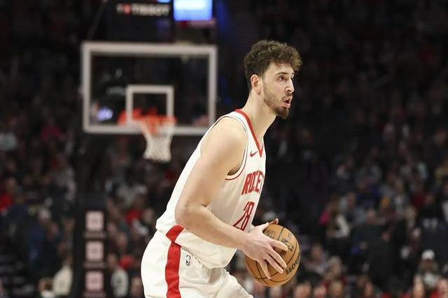 火箭表现出色,轻松赢得胜利 火箭表现出色,轻松赢得胜利