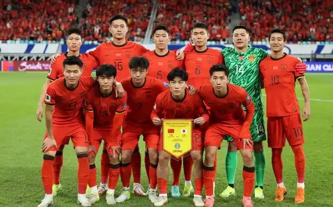 印度尼西亚球队展现拼搏精神，逼平对手