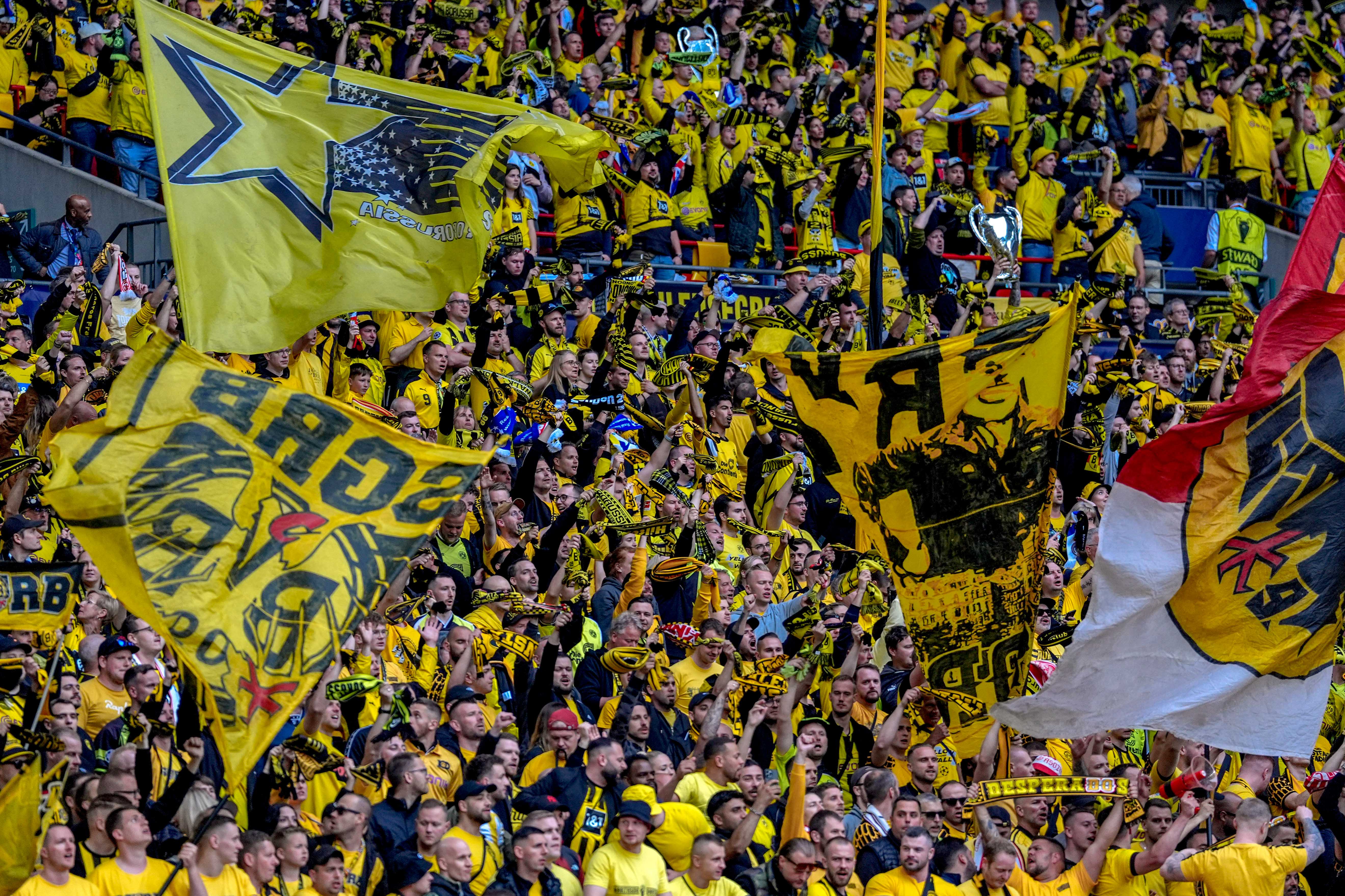 多特蒙德在比赛中展现出色的表现 多特蒙德在比赛中展现出色的表现