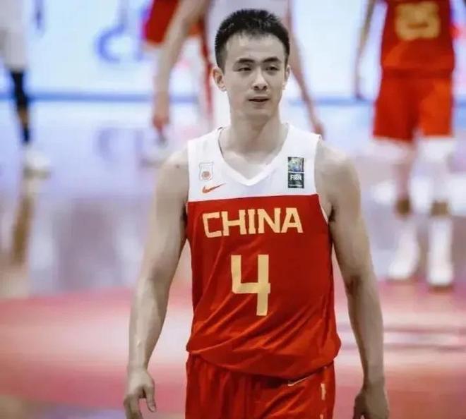 安徽男篮发挥稳健,争取冲击前列 安徽男篮发挥稳健,争取冲击前列