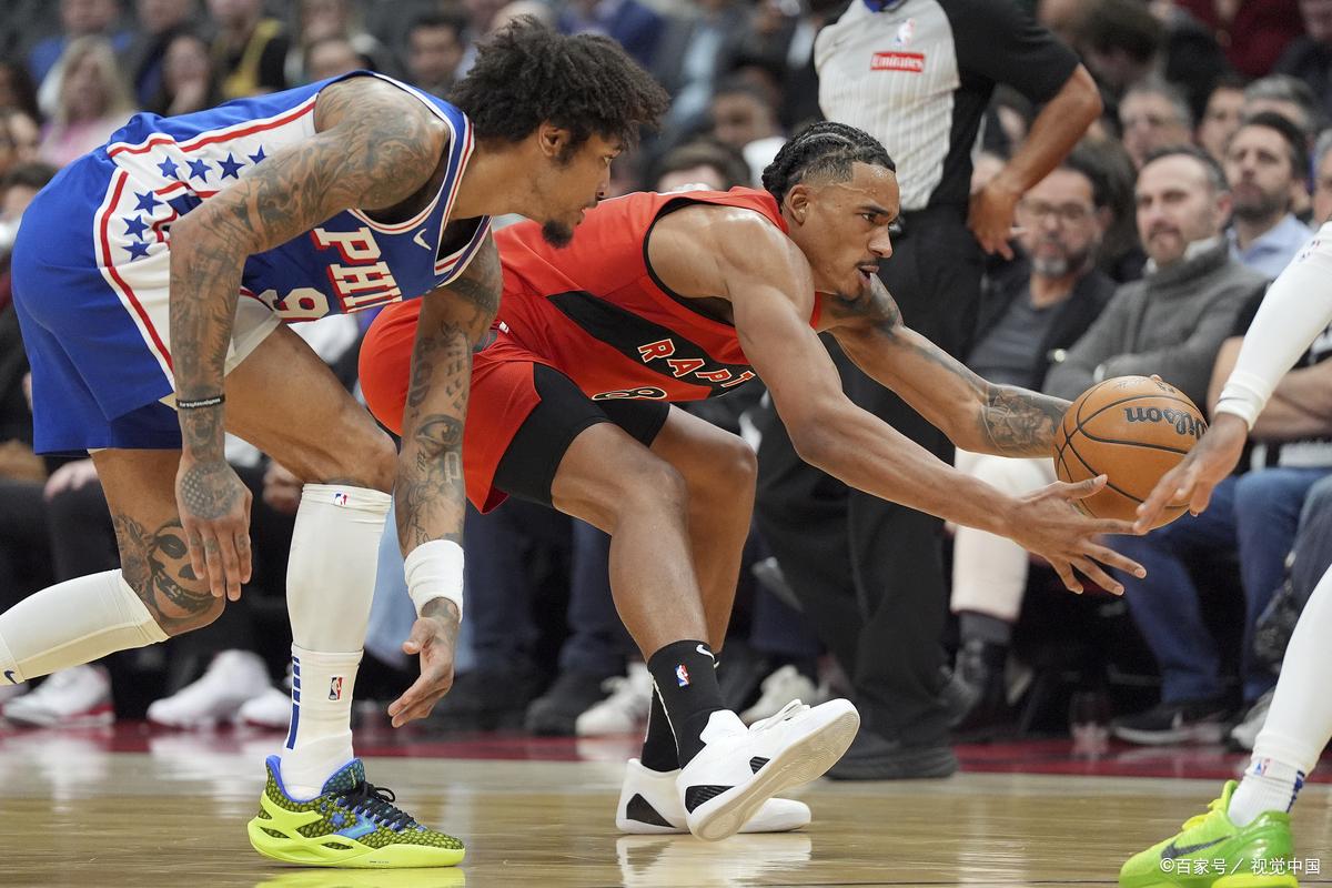 猛龙客场横扫国王,后场表现抢眼 猛龙客场横扫国王,后场表现抢眼