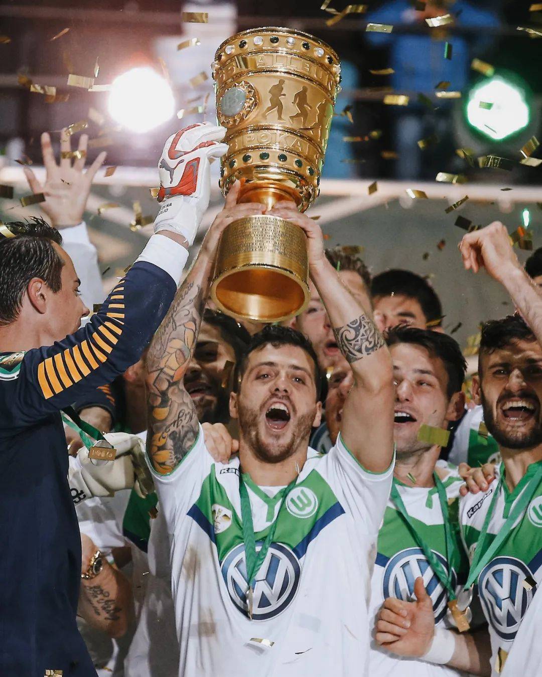 关于沃尔夫斯堡客场大胜霍芬海姆德甲比赛豪取三分的信息 关于沃尔夫斯堡客场大胜霍芬海姆德甲比赛豪取三分的信息