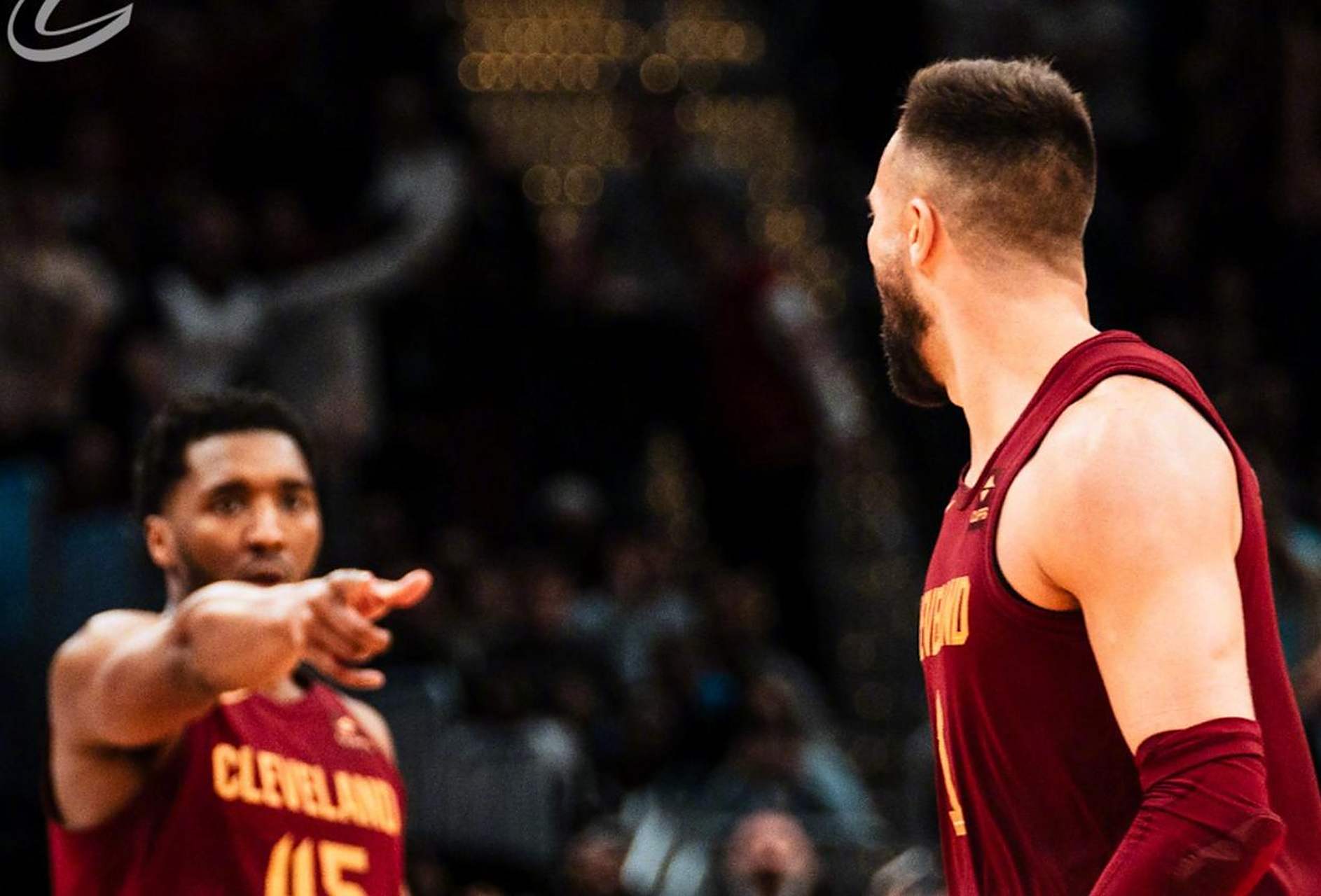 凯尔特人逆转击败骑士 凯尔特人逆转击败骑士