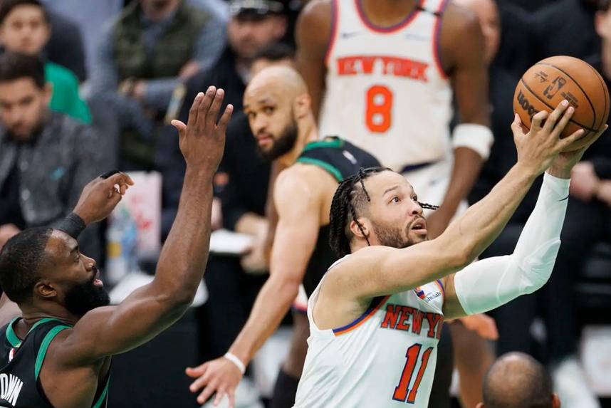 纽约尼克斯险胜凯尔特人,取得两连胜 纽约尼克斯险胜凯尔特人,取得两连胜