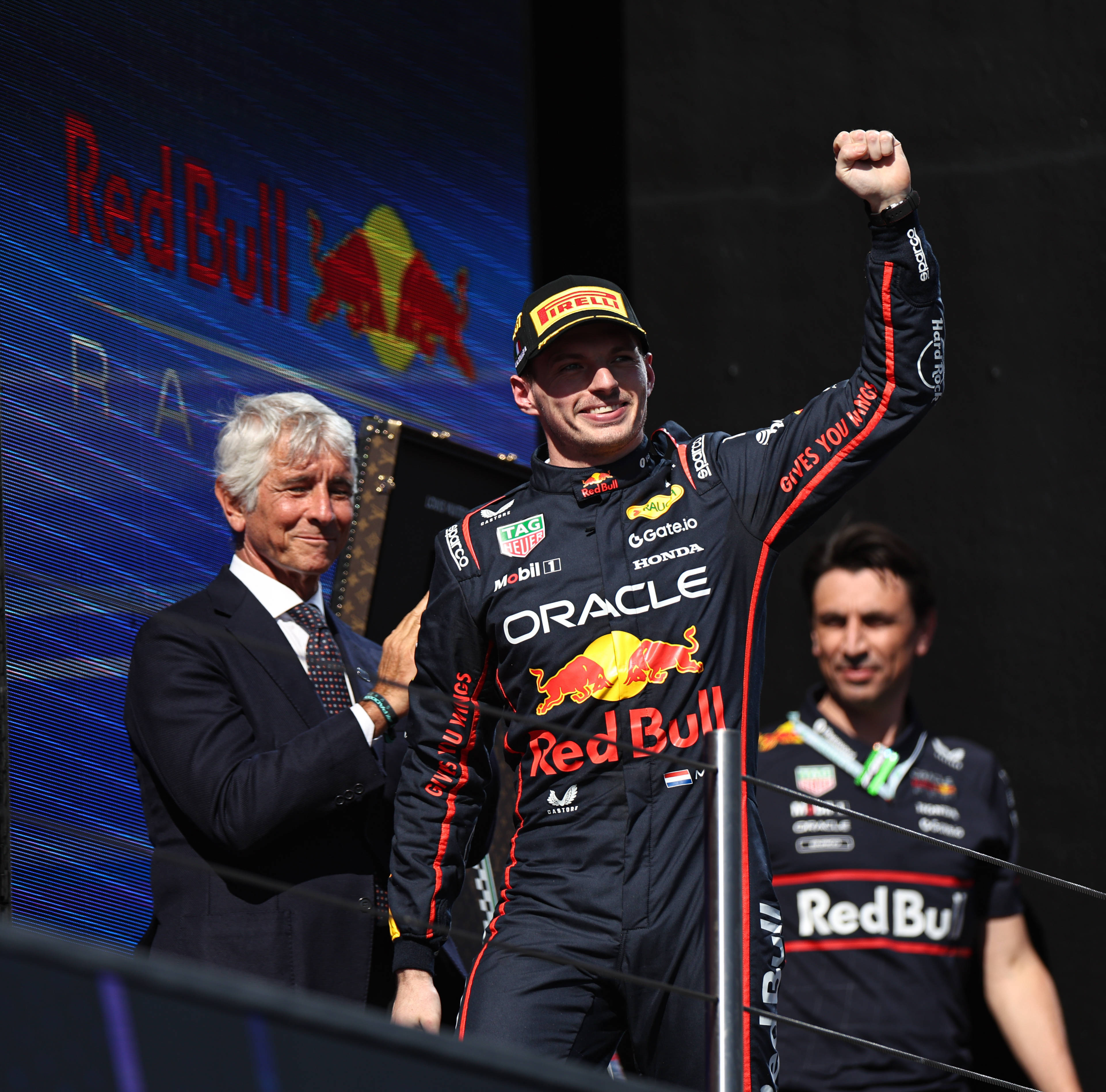 关于哈斯车队翻盘迈凯伦，维斯塔潘刷新纪录的信息